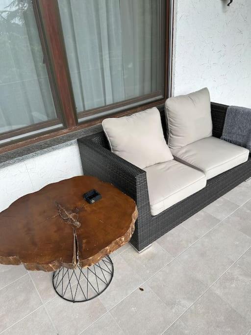 Luxury Apartment Marz Шванау Екстериор снимка
